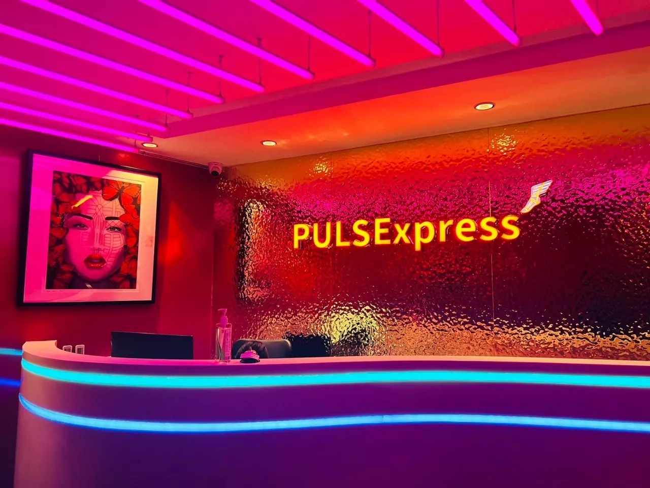 PULSE CLINIC SIlom Bangkok PULSE CLINIC Asia s Leading